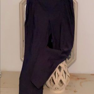 Trousers average length slim leg